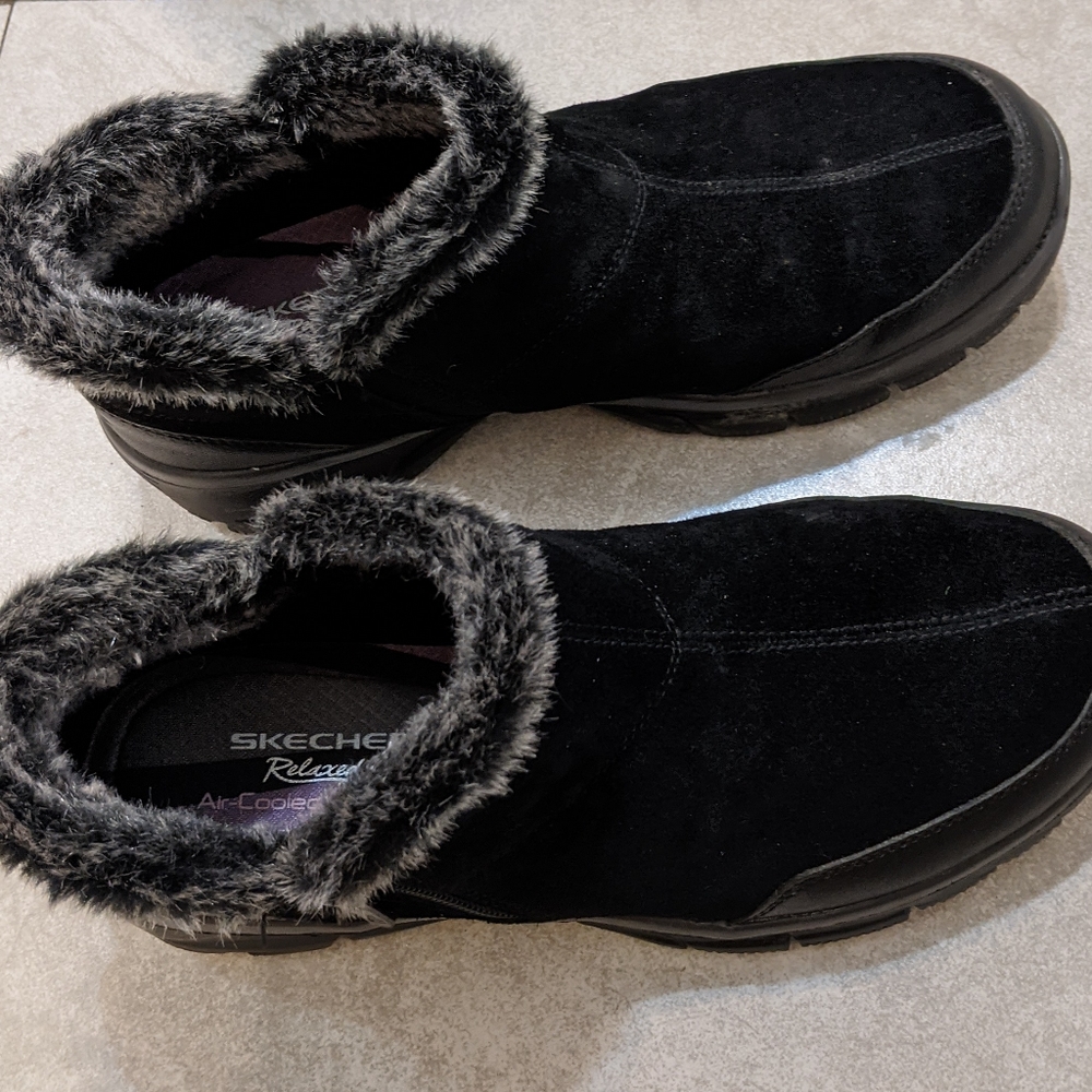 Comfortable skechers shoes